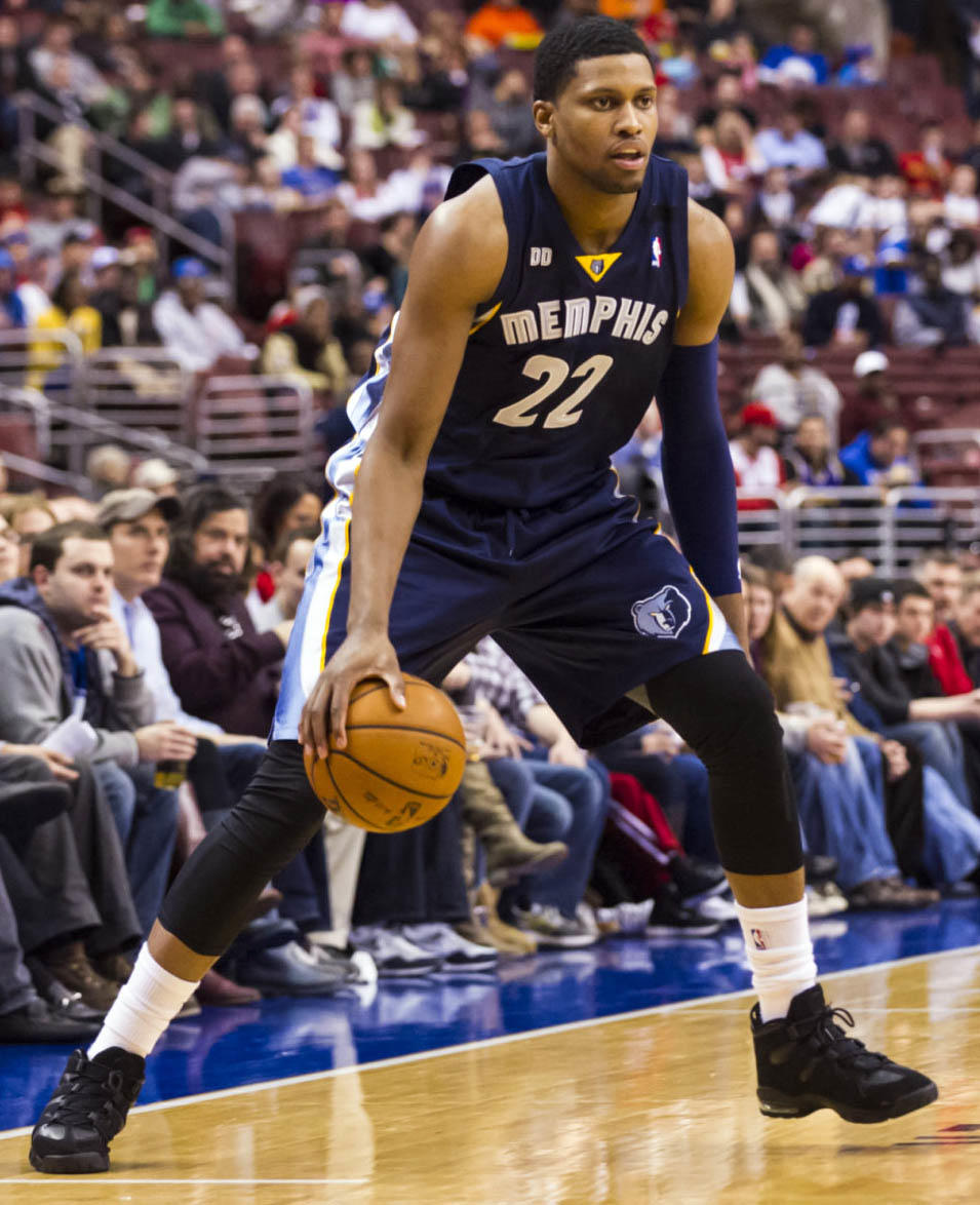 尤其是在力 尤其是在力