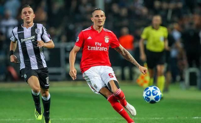 赛汇集了世 赛汇集了世